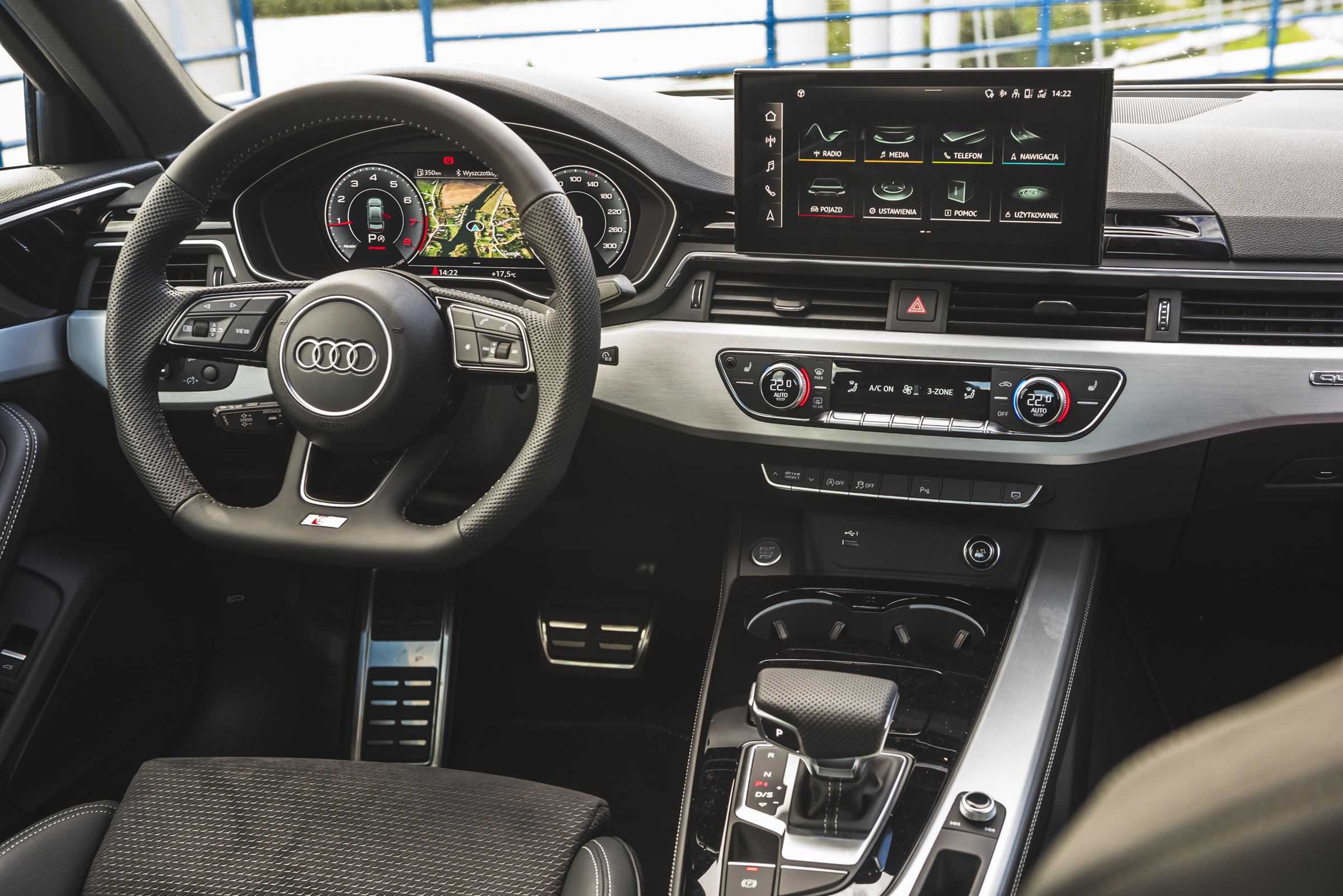 Audi a4 после фейслифтинга — слабый дизель или сильный бензин?