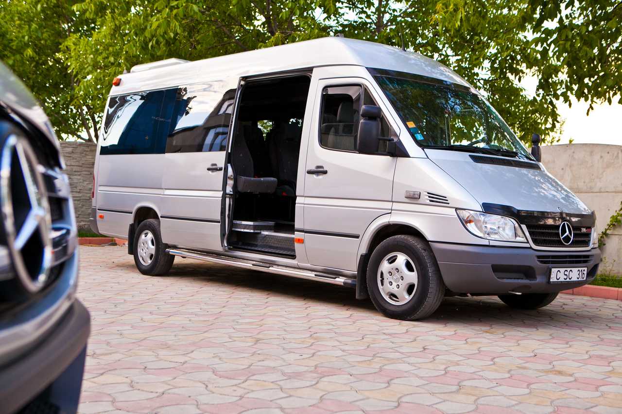 Mercedes Sprinter 2