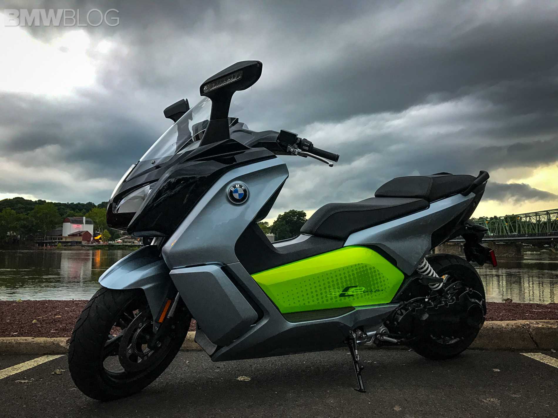 Bmw c evolution тест-драйв электрического максискутера / блог им. bolodia / байкпост