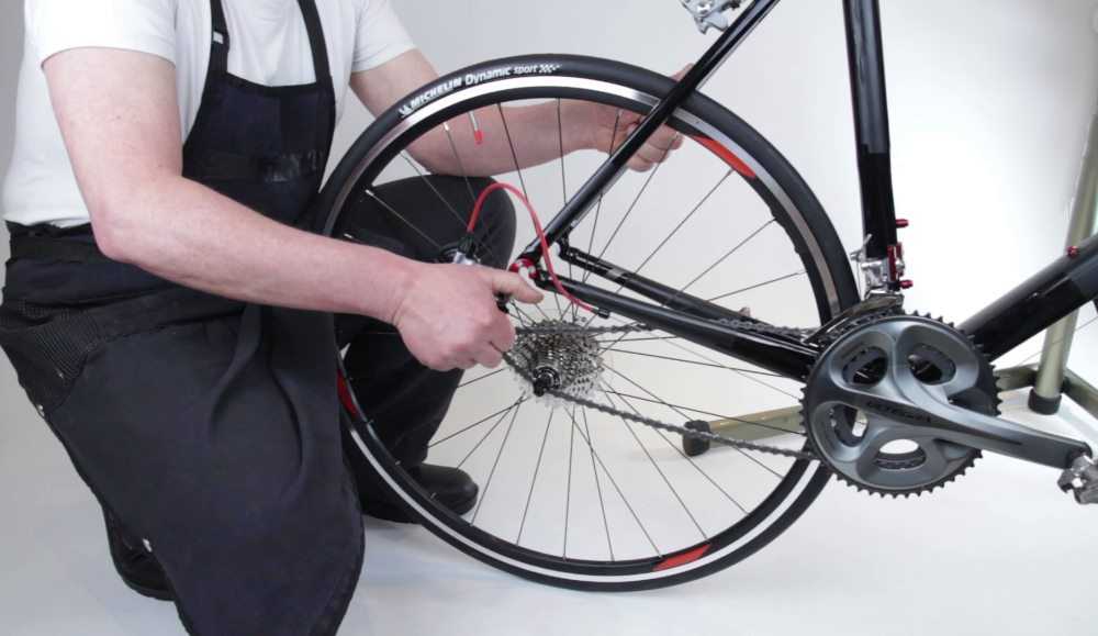 Как легко снять колесо с велосипеда