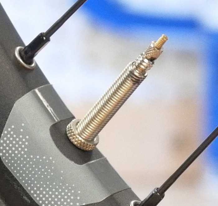 ✅ как выкрутить и заменить велосипедный ниппель? - motoshkolads.ru