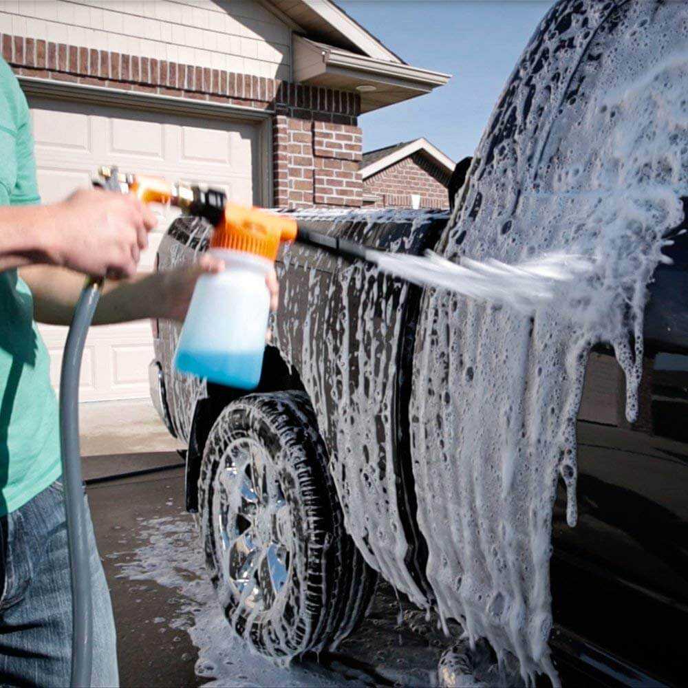 Как правильно мыть машину в домашних условиях