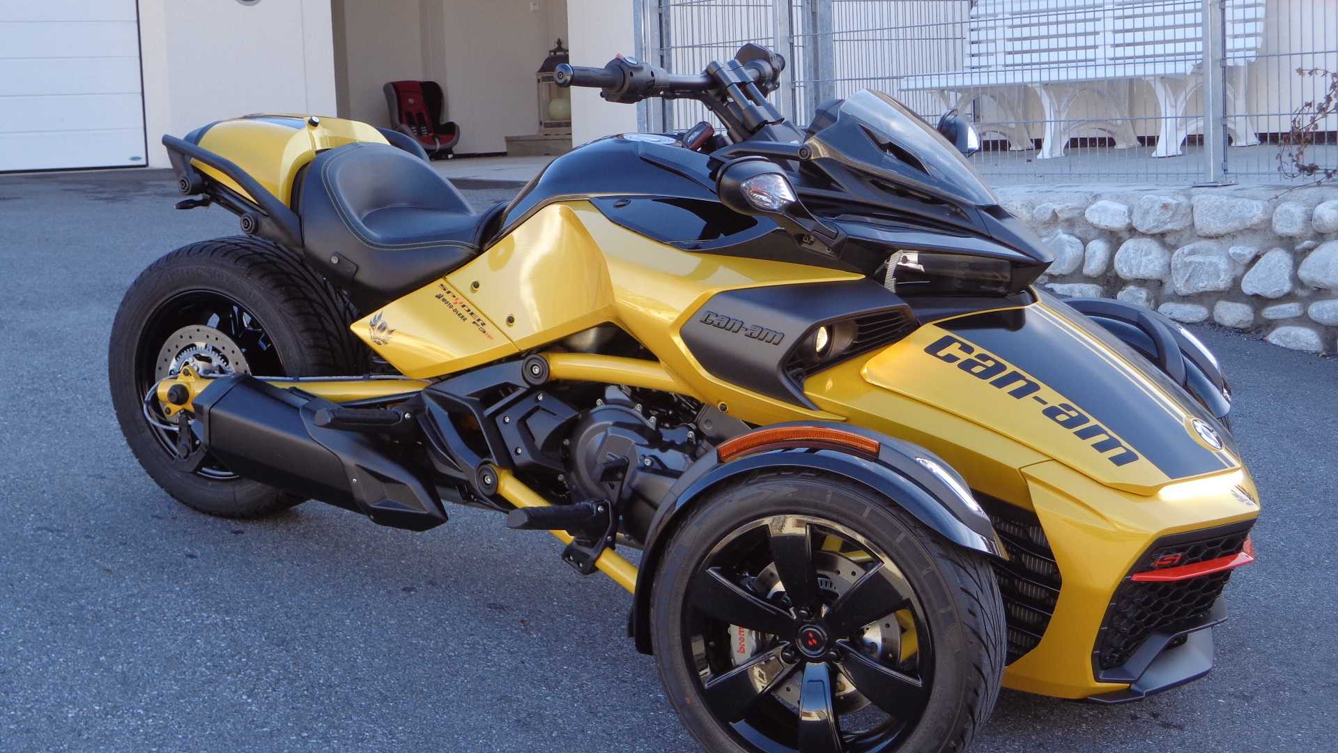 Can-am spyder f3 2021 - обзор трайка