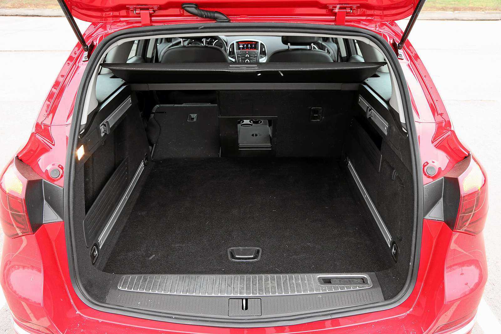 Opel astra 2012 седан: характеристика, отзывы, тесты